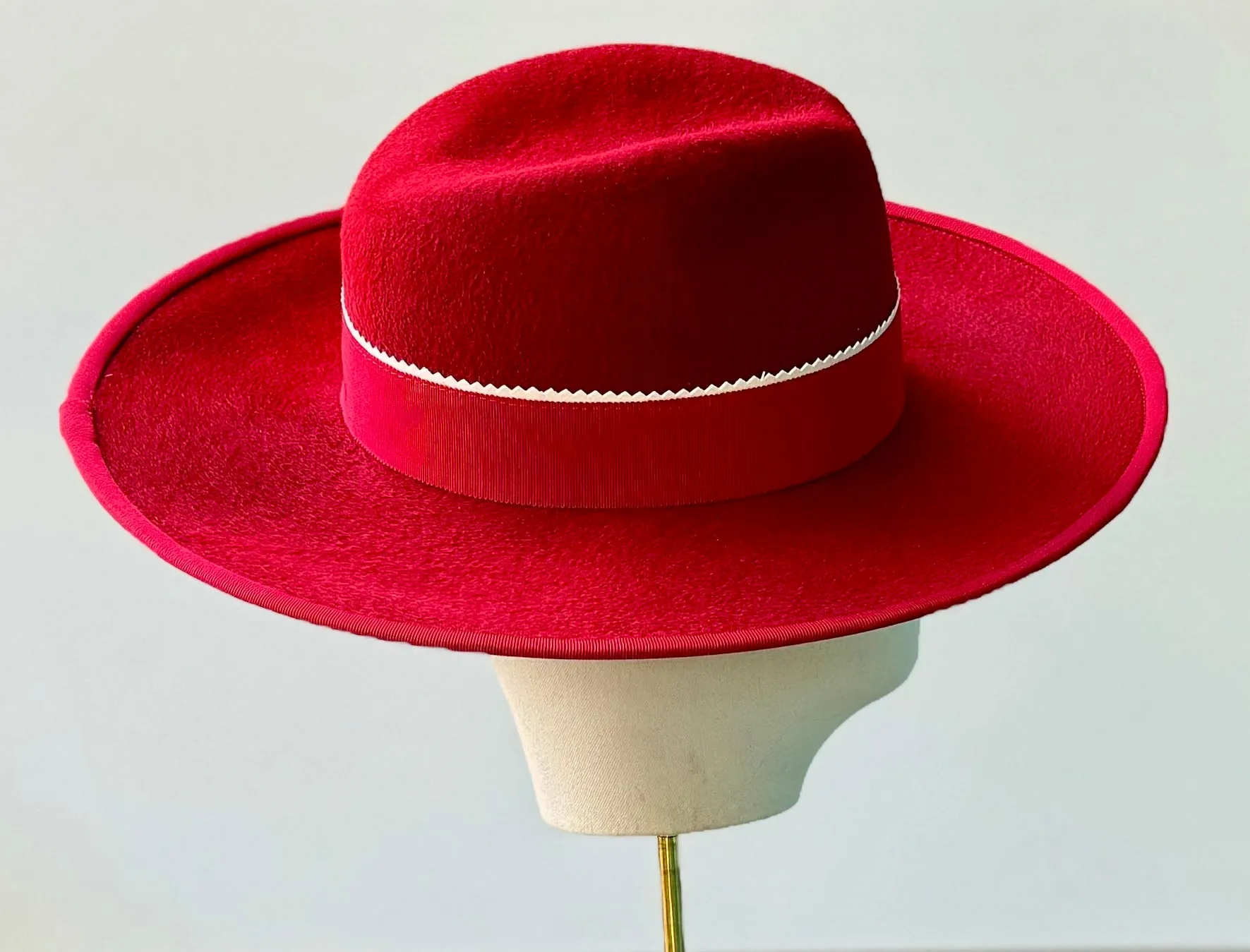 The Mimi Fedora in Cardinal Red
